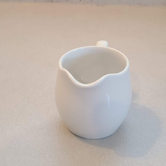 Vintage Cream Jug - Picture 2 of 6